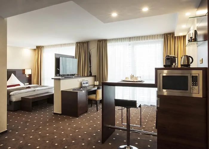 Отель Deluxe 3*